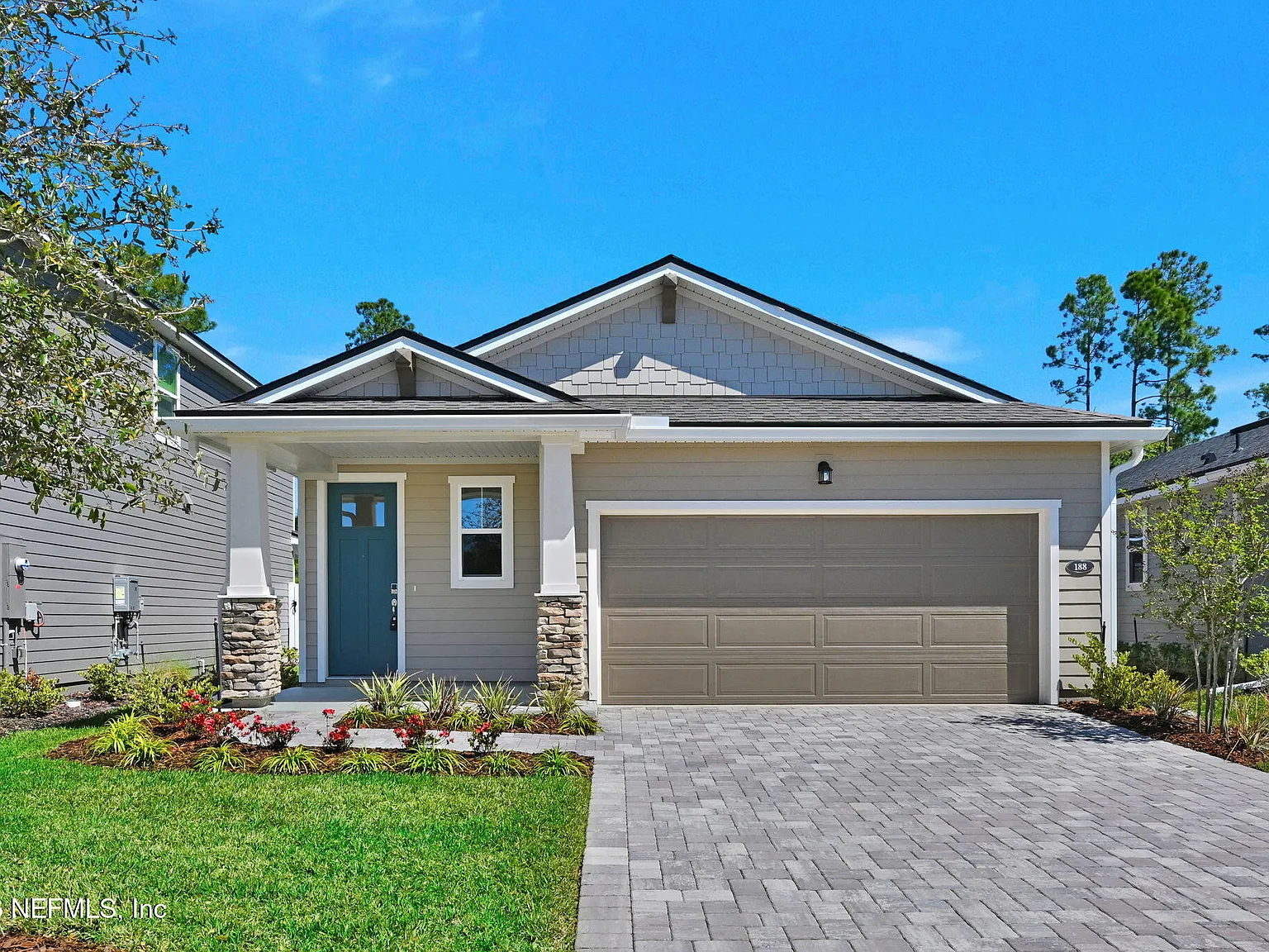 3 bed, 2.0 bath, 1601 sqft, $3,200 — Photo 1
