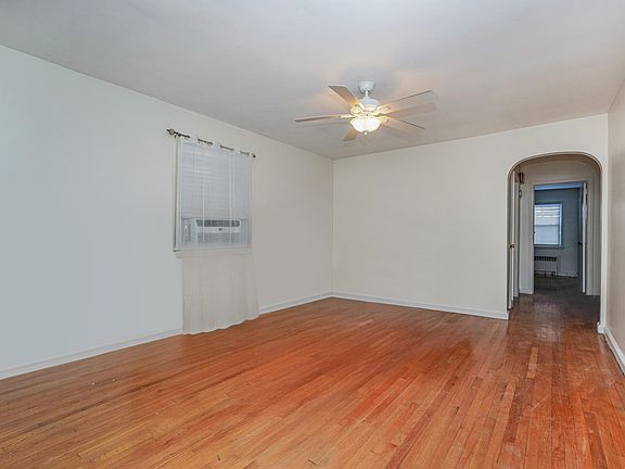3rd image of 17 Coddington Ave