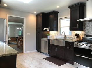 49 Roosevelt Ave, Syosset, NY 11791