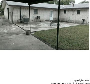 5th image of 851 Tampico Cir