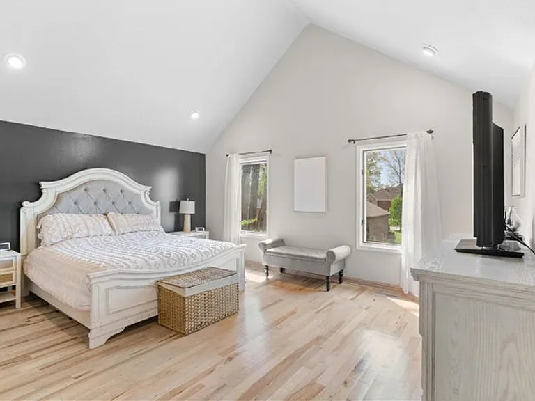 840 E Gaslight Dr — Photo 13