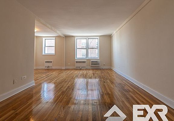 3rd image of 3301 Nostrand Ave APT 4C