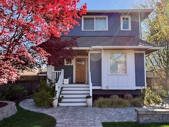 2126 2nd Avenue W, Seattle, WA 98119