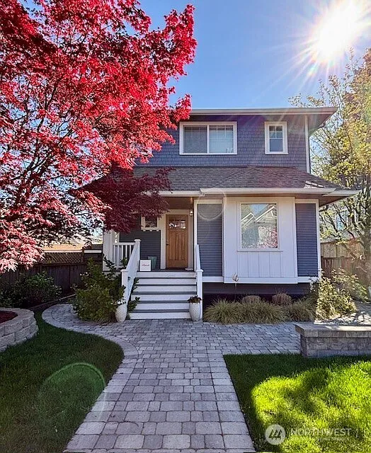 2126 2nd Avenue W photo 1