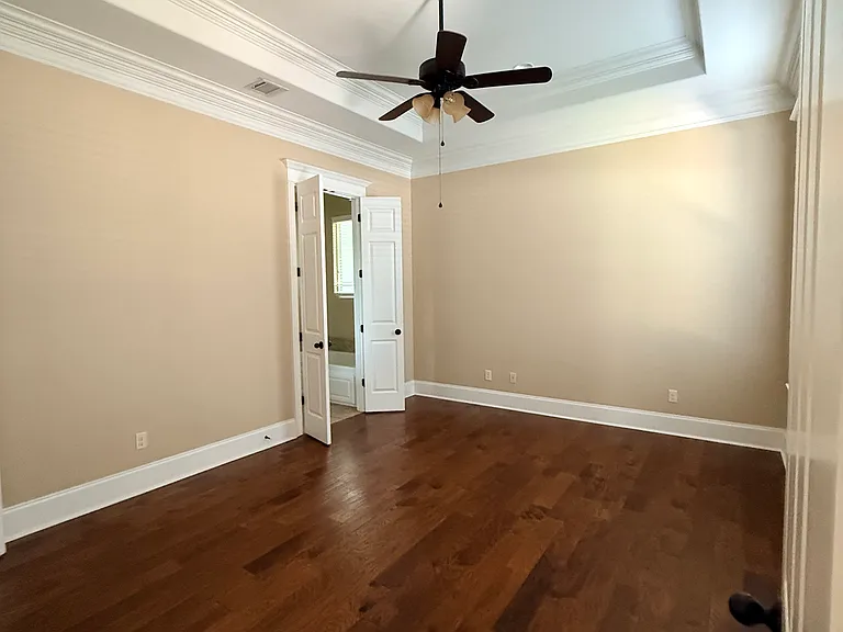 405 Summerland Key Ln — Photo 6