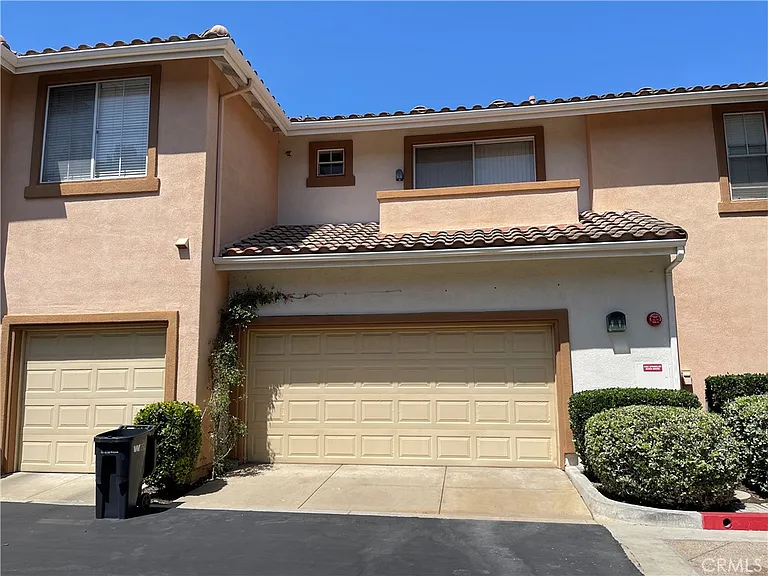 2403 Ladrillo Aisle #51 — Photo 3