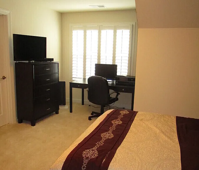 684 Pullman Pl — Photo 22