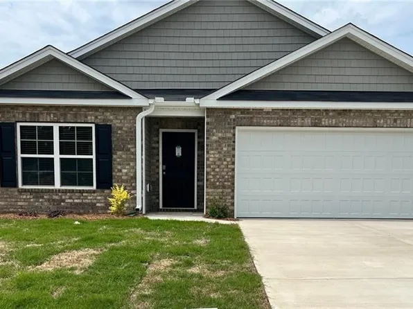 594 Leven Dr, Gibsonville, NC 27249
