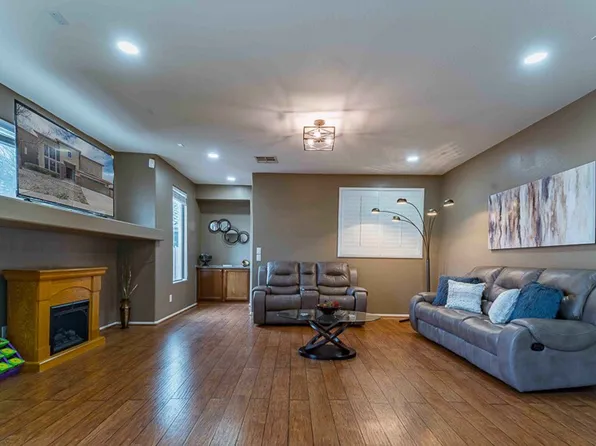 1761 N Saint Francis Pl #Id1495036p, Casa Grande, AZ 85122