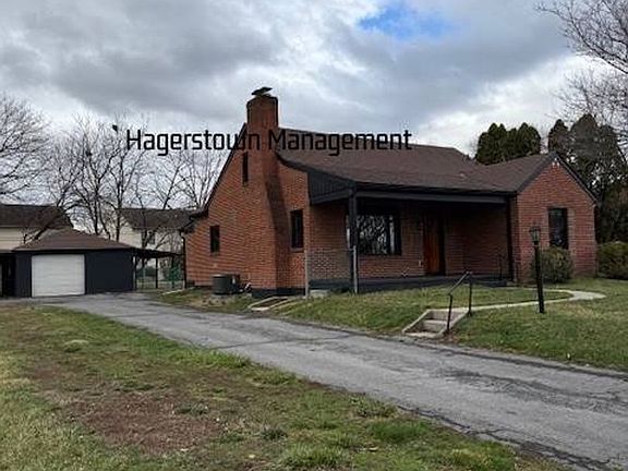 3rd image of 1541 Dual Hwy