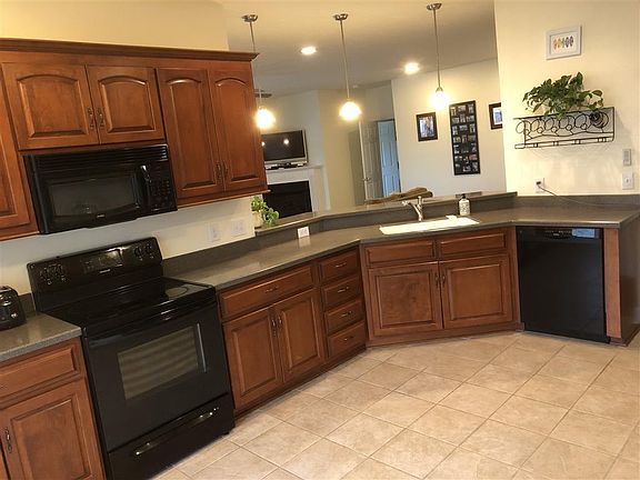 5th image of 1126 La Casa Ct