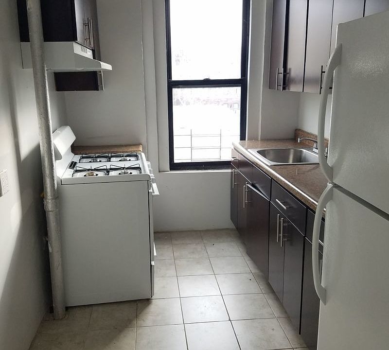 2nd image of 1060 Union St APT 25