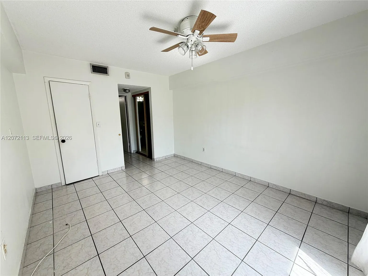 The Isles Condo — Photo 2