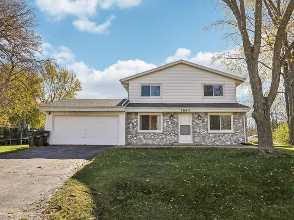 7644 Lakeshore DRIVE, Racine, WI 53402