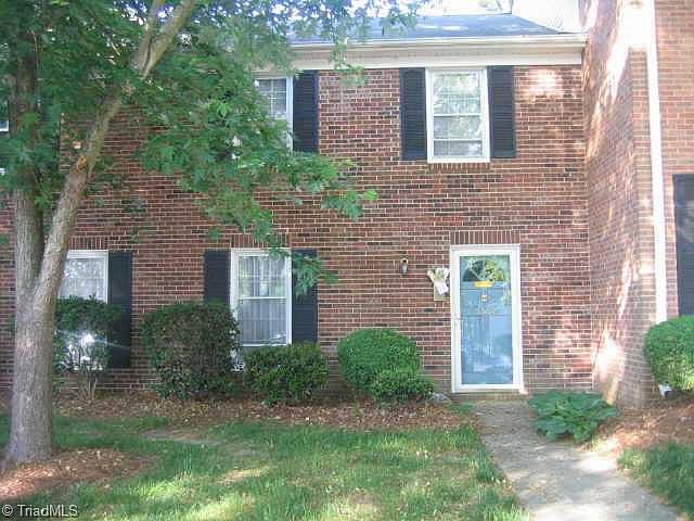1st image of 3309 Regents Park Ln Unit B