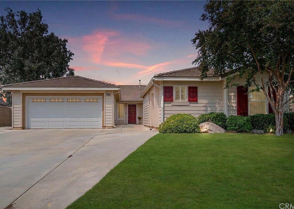1st image of 31552 Live Oak Cir