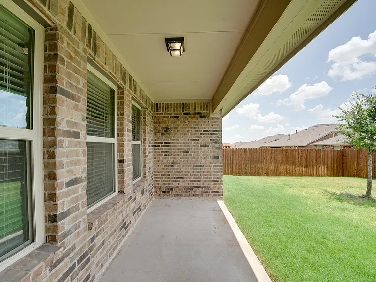 9116 Flying Eagle Ln — Photo 28