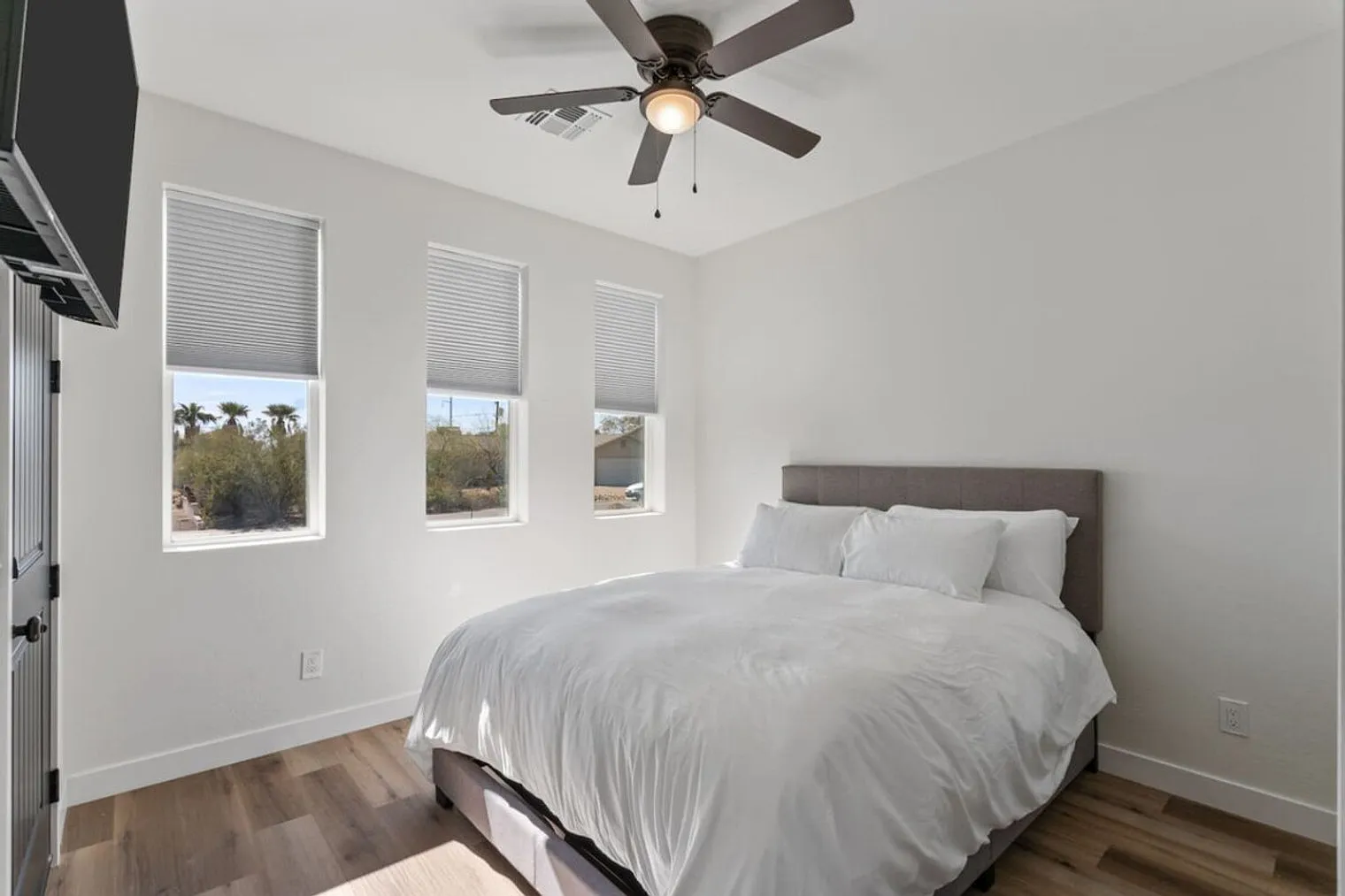 4 bed, 3.5 bath, $6,969 — Photo 4