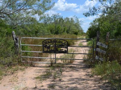 8 0th Tract, Realitos, TX, 78376