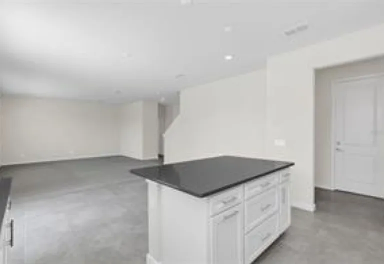 5614 Oak Knoll Dr — Photo 8