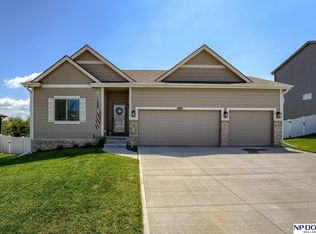 14319 Tregaron Dr, Bellevue, NE 68123