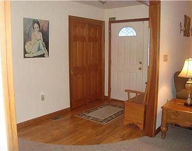 3rd image of 6768 Logan Thornville Rd NE