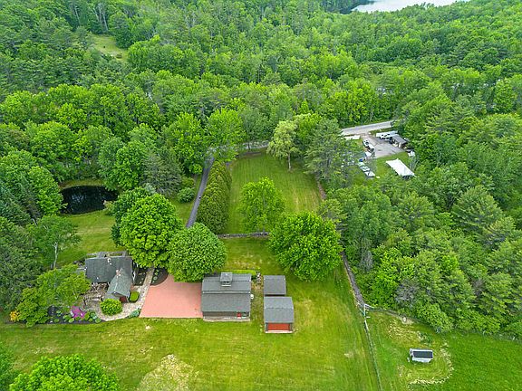 2nd image of 48 Pine Knoll Road