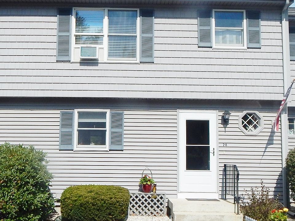 1st image of 28 Wellstone Dr #28