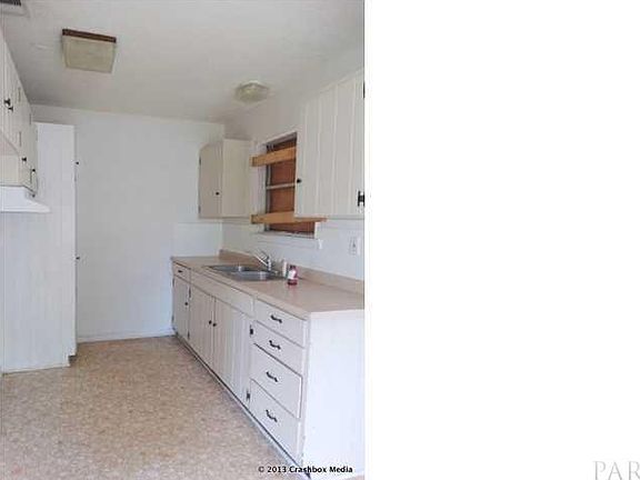 5th image of 1015 Freemont Ave
