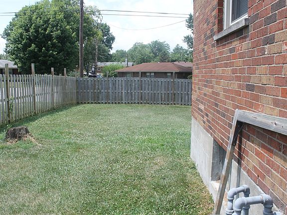 5th image of 332 Carolina Ave