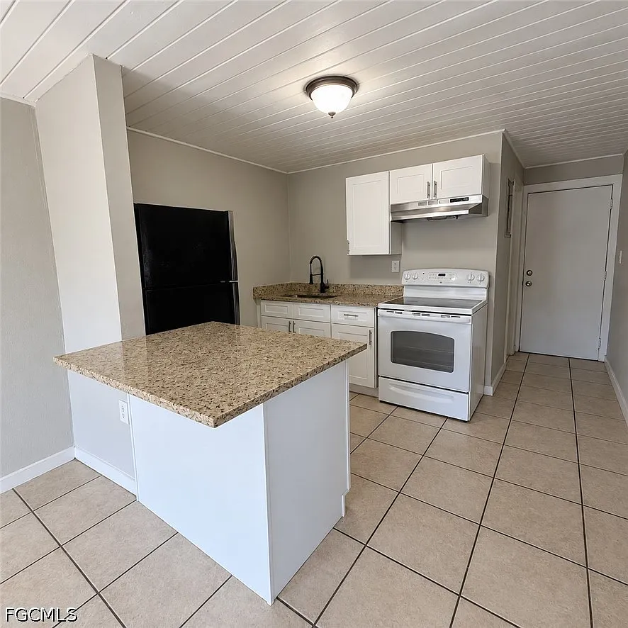 2 bed, 1.0 bath, 645 sqft, $1,045 — Photo 3