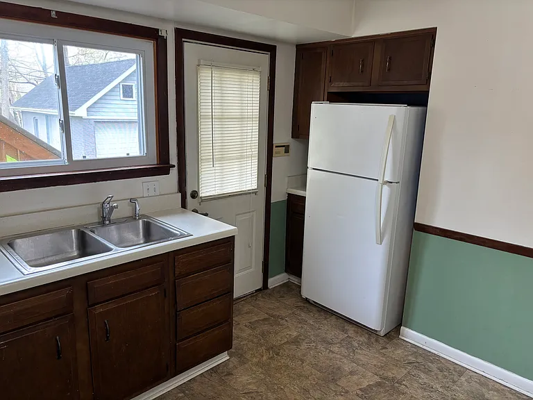 2303 Ashurst Rd #A — Photo 7