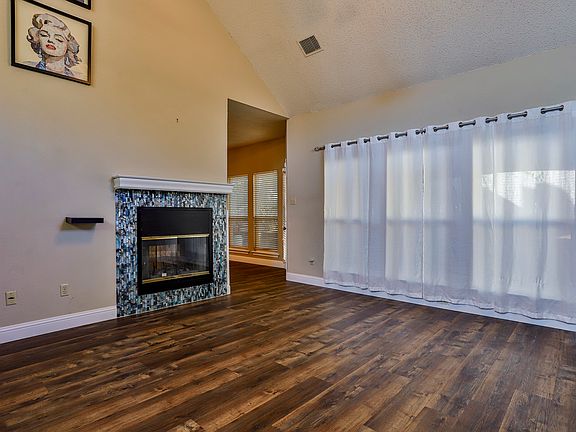 5th image of 3025 Eagles Nest Dr