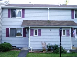 9 Cedarbrook Vlg UNIT D, Rochester, NH 03867