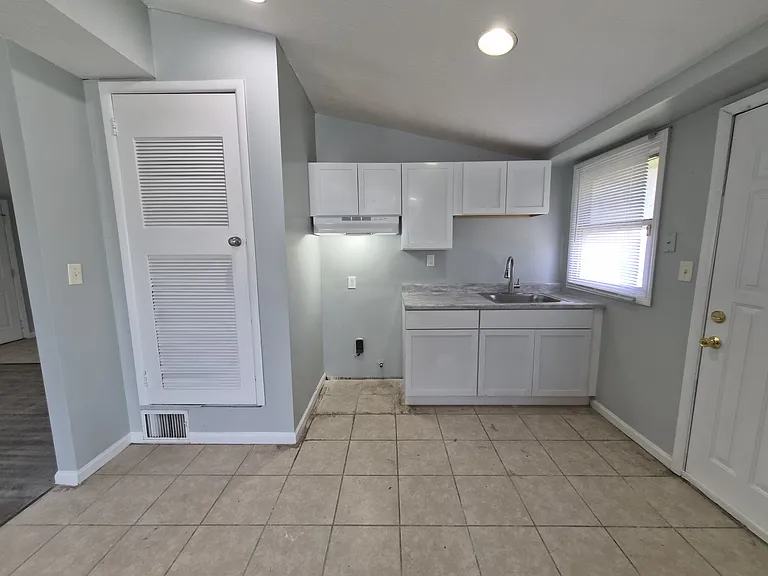 4709 Ribble Rd — Photo 12