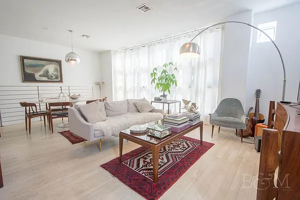 Rented by Brick&Mortar | media 3