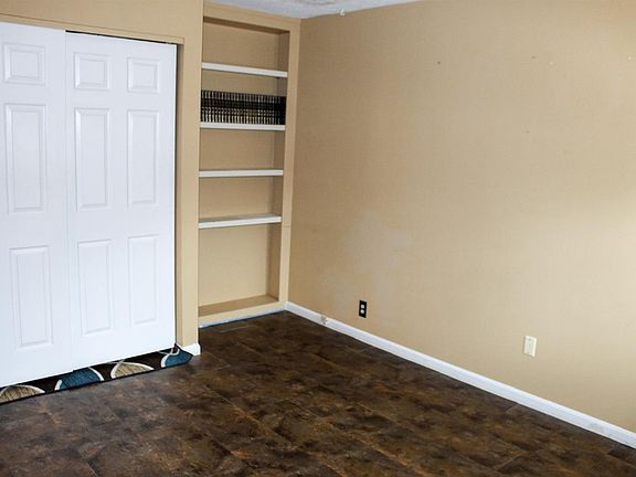 5th image of 5756 Chadwick Ct