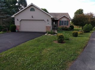 281 Baumgardner Dr, Greencastle, PA 17225