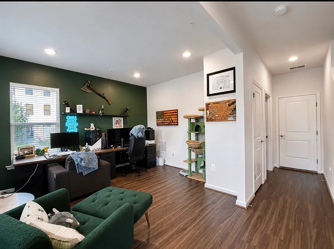 3491 Cormorant — Photo 2