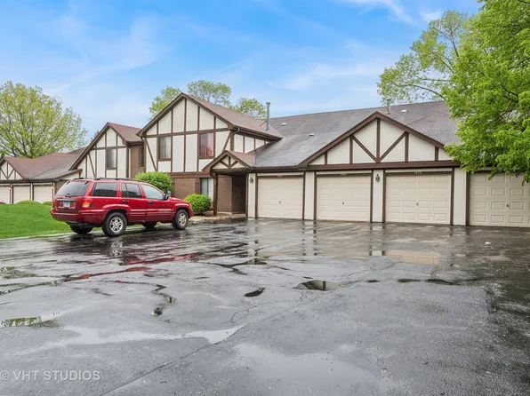 3432 Donovan Dr #7, Crete, IL 60417