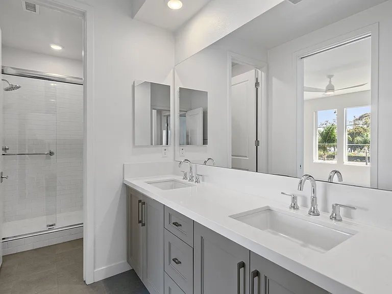 1632 Doheny Way — Photo 13
