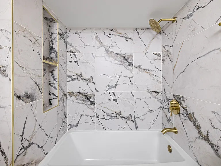 52 Q St NE #1 — Photo 10