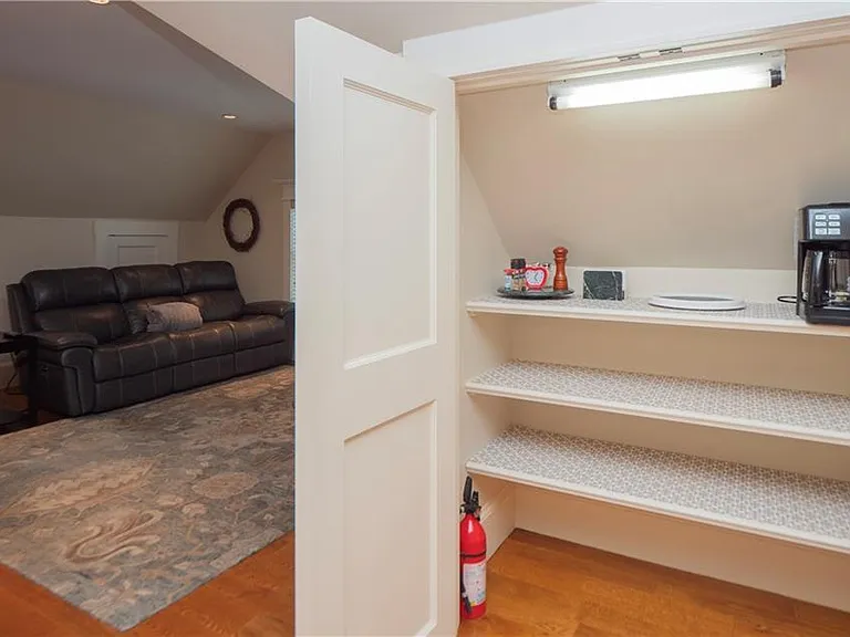 58 Ridge Rd — Photo 17