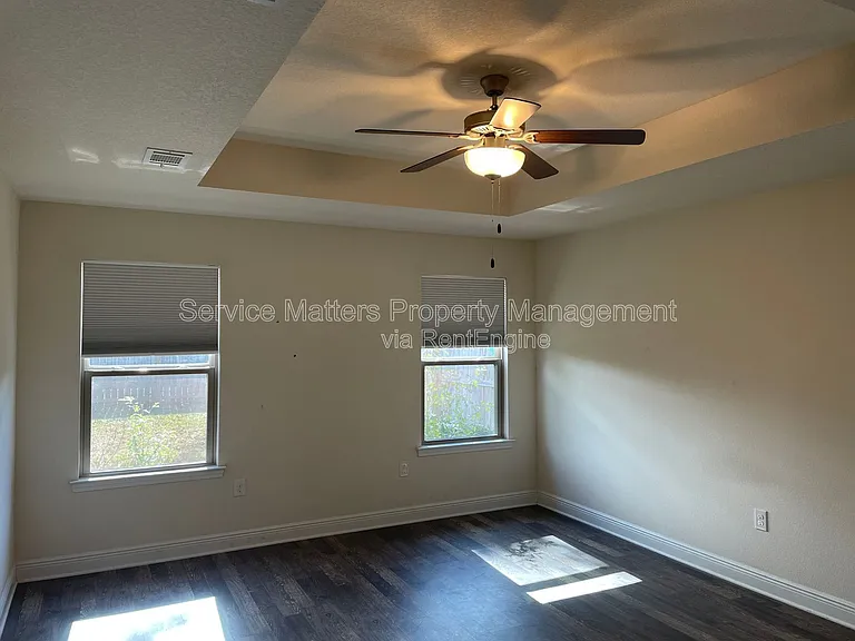 7954 Nalo Creek Loop — Photo 9