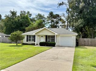 2 Woodlawn Dr, Covington, LA 70433