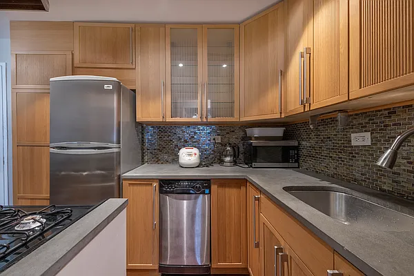 Rented by Brown Harris Stevens | media 3