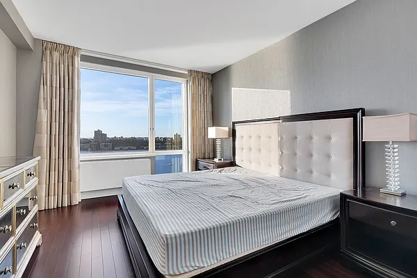 Sold by Compass | media 26