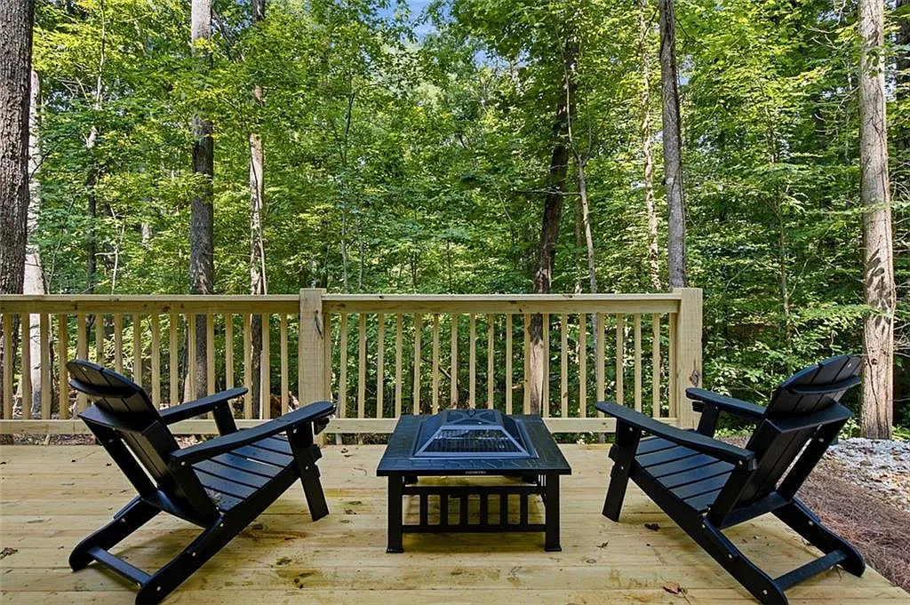 2 bed, 2.0 bath, 900 sqft, $2,500 — Photo 4
