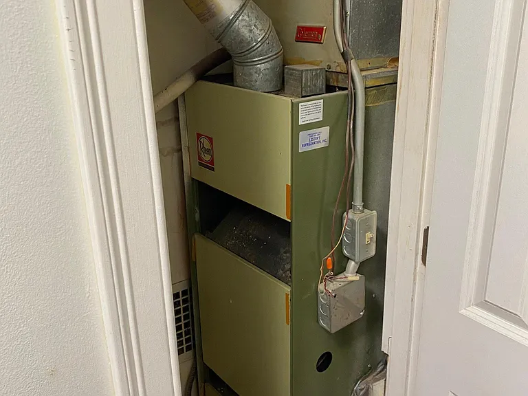 16 Shrewsbury Green Dr #I — Photo 26