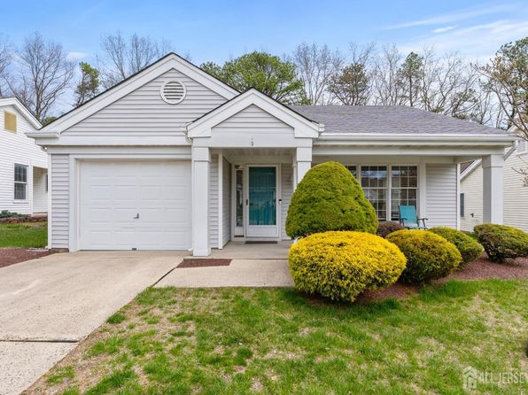 2253 Beltane Rd, Toms River, NJ 08755